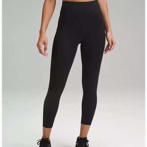 Lululemon Fast and Free High-Rise Leggings 25” Pockets | Black | EUC | size 6